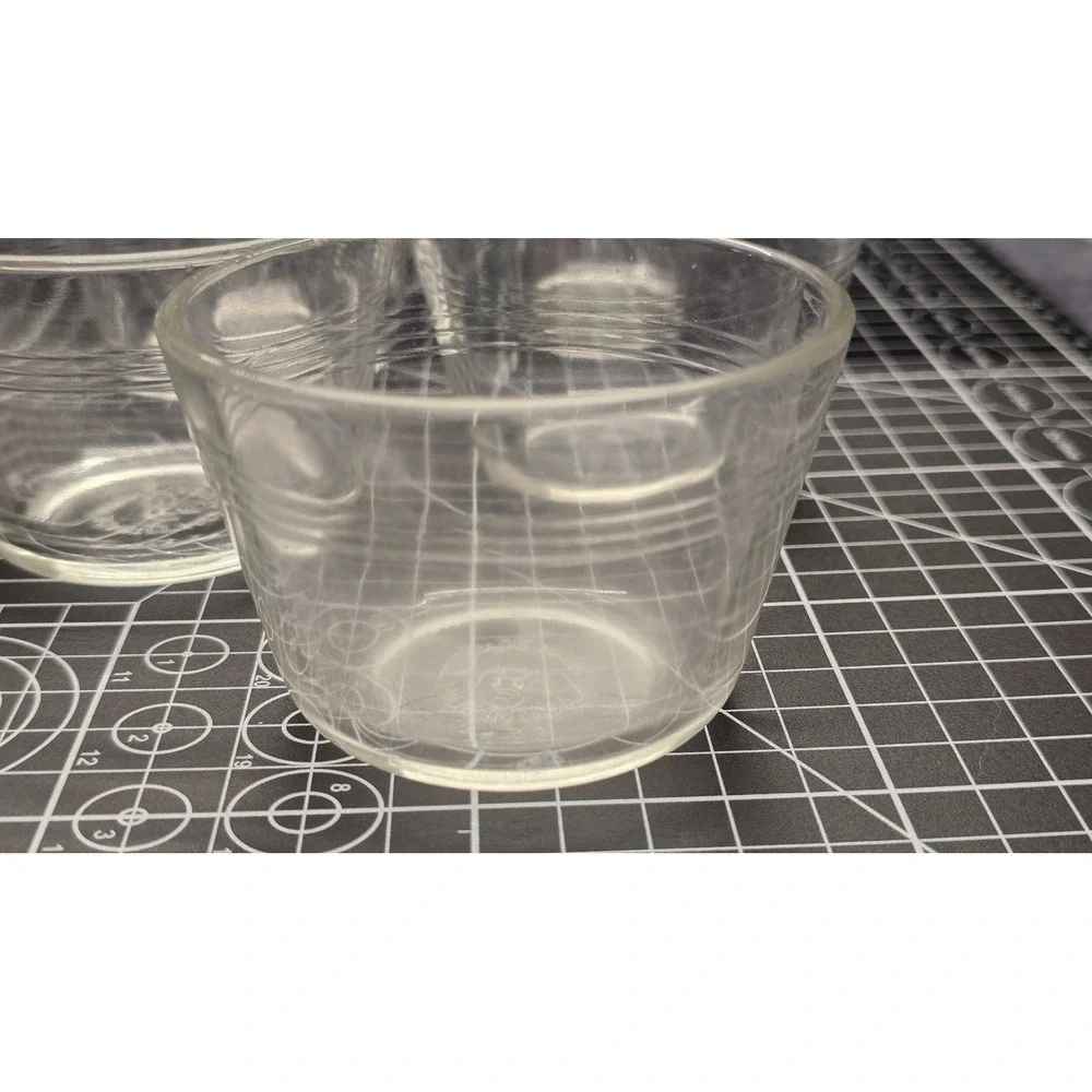 Pyrex set five